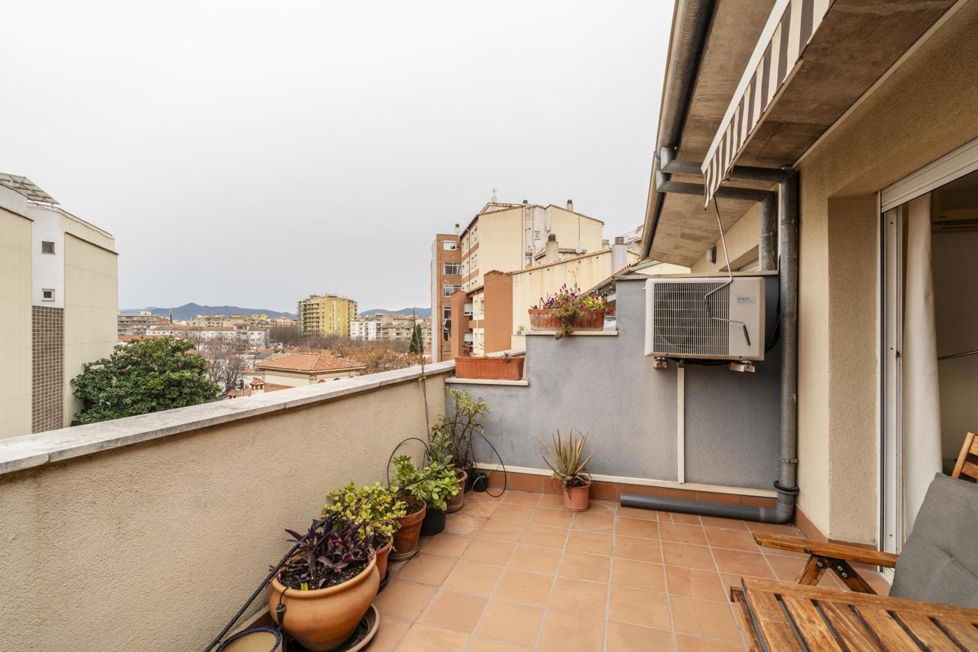 Apartamento Con Dos Grandes Terrazas En Girona Eksteriør bilde